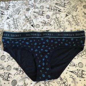Victoria Secret Blue Flower Hiphugger Panty